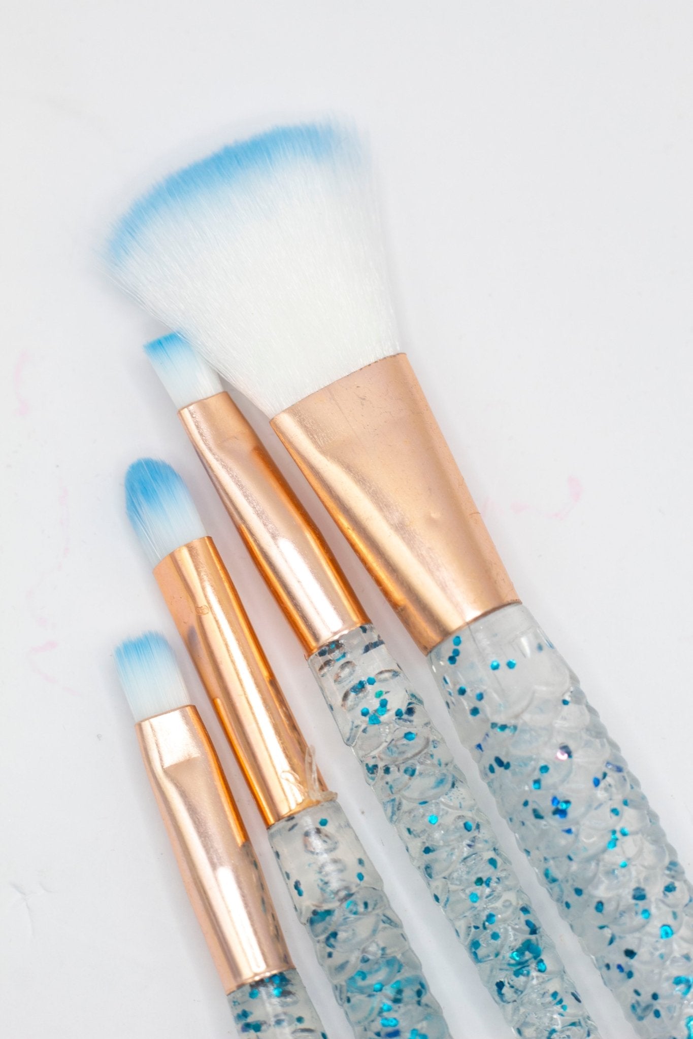 Brochas de Maquillaje Diseño Sirena– Mayoreo 24 Sets con 4 brochas - Safiye