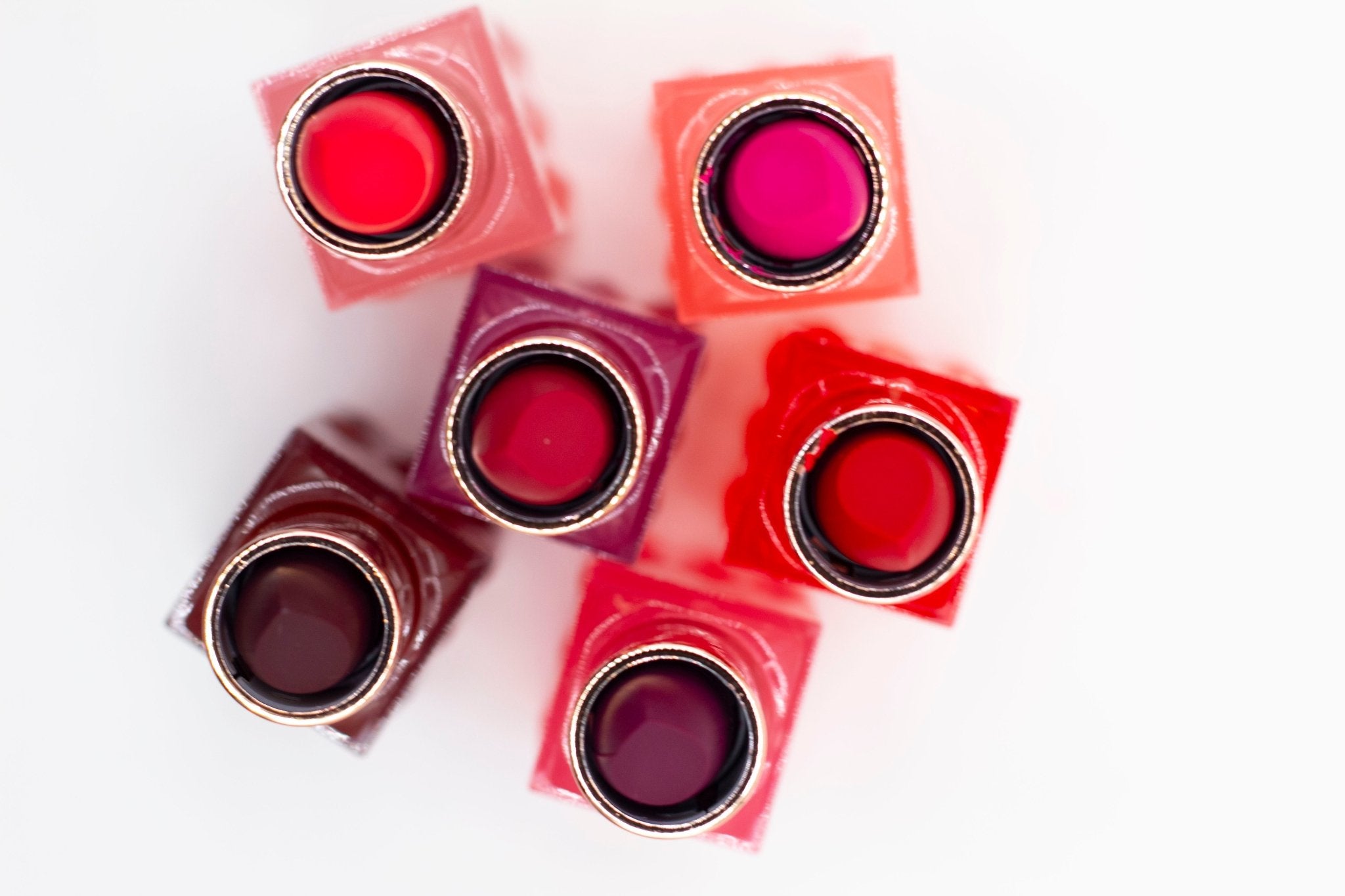 Labial en Barra Diseño Elegante Mate 6 Tonos – Mayoreo 24 Piezas - Safiye